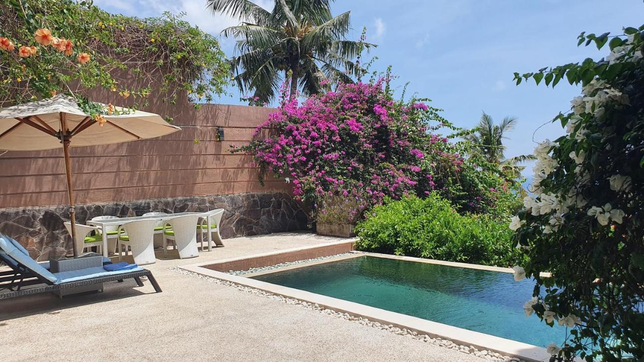 Aomi Villa Senggigi Exterior foto