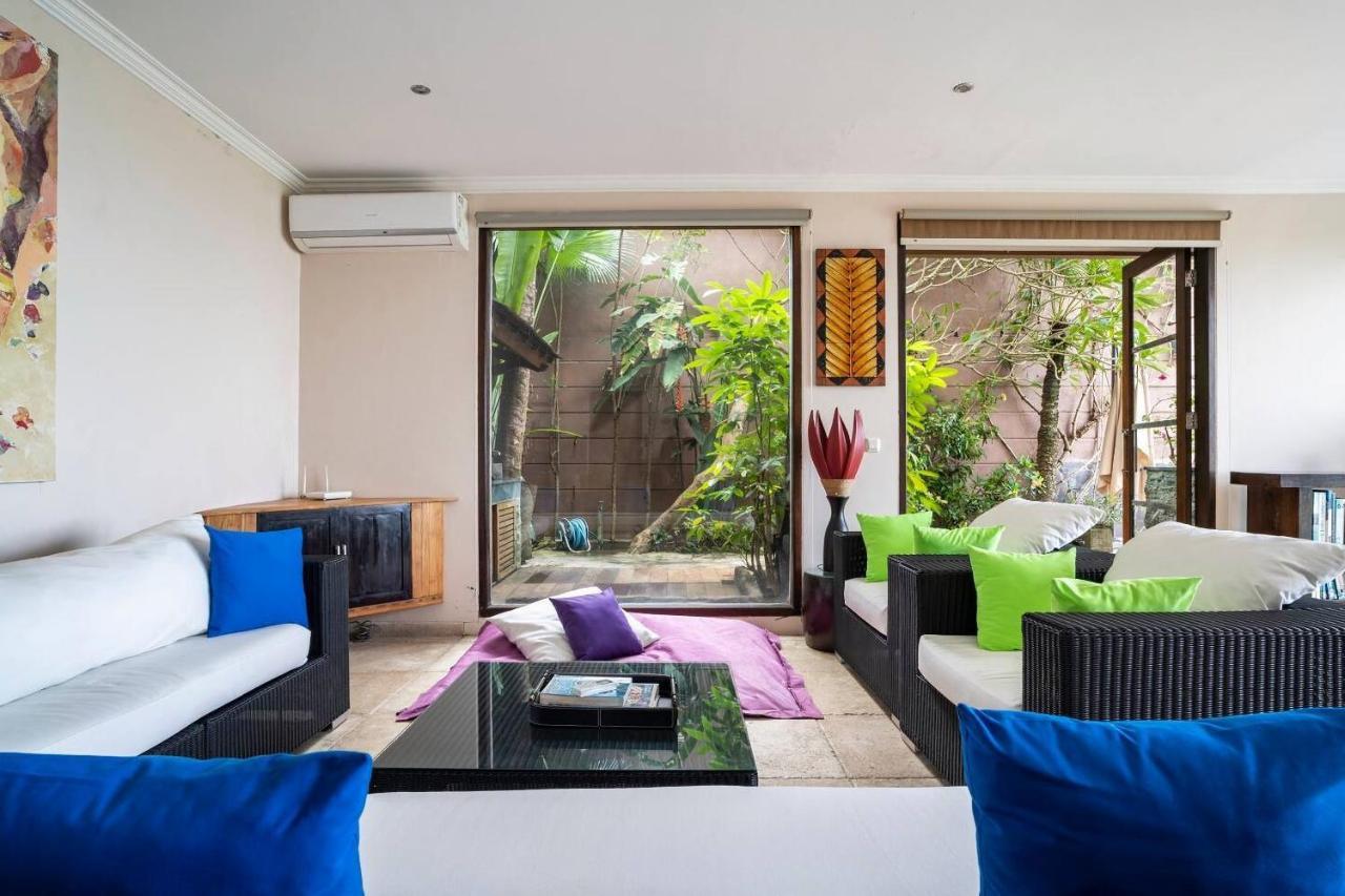 Aomi Villa Senggigi Exterior foto